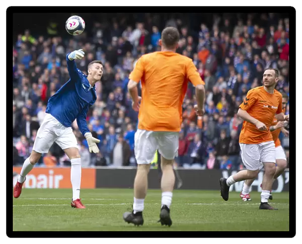 Rangers vs Hibernian: Scottish Premiership Showdown at Ibrox Stadium - Celebrating the 2003 Scottish Cup Triumph Amidst the Thrill of Soccer 7s
