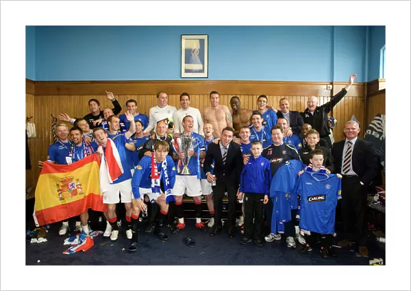 Rangers Football Club: SPL Champions - Triumphant Moment in the Ibrox Stadium Dressing Room