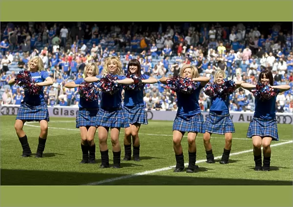 Rangers Cheerleaders Triumph: A Thrilling 2-1 Victory over Newcastle United at Ibrox