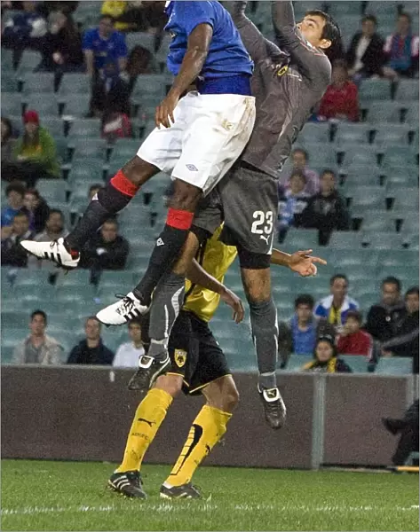 Maurice Edu's Dramatic Challenge against Sebastian Saja: Rangers vs AEK Athens at Sydney Football Stadium (Sydney Festival of Football 2010)