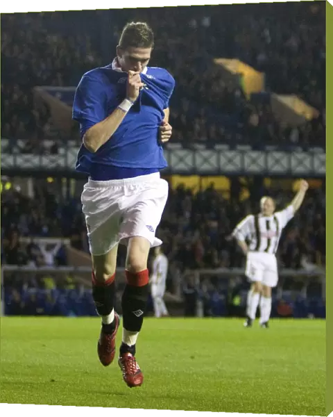Rangers Kyle Lafferty's Euphoric Reaction to His Second Goal in Rangers 7-2 CIS Insurance Cup Victory over Dunfermline Athletic