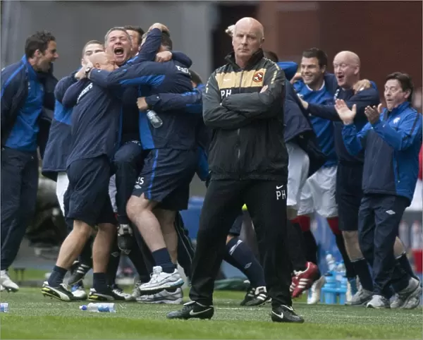 Rangers: Ally McCoist and Team Euphoria as Kyle Lafferty Scores the Second Goal vs. Dundee United (2-0), Clydesdale Bank Scottish Premier League, Ibrox Stadium