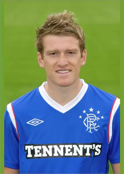 Rangers Football Club: Murray Park - Focus on Stars: Steven Davis (2011-12 Team) - Player Headshots: A Closer Look at the Talented Midfielder