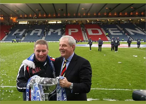 Rangers Football Club: McCoist and Smith Celebrate 2008 CIS League Cup Victory