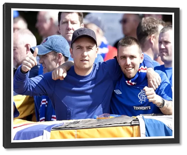 Rangers Fans United: A Sea of Passion at Berwick Rangers (1-1)