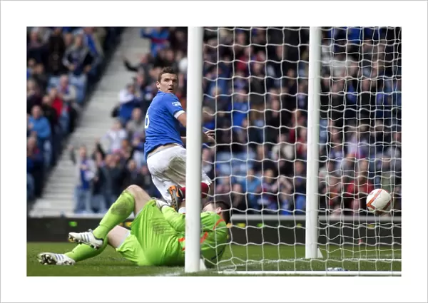 Rangers Lee McCulloch Celebrates Glory: Unforgettable Moment as Rangers Lead 2-0 Against Clyde at Ibrox Stadium