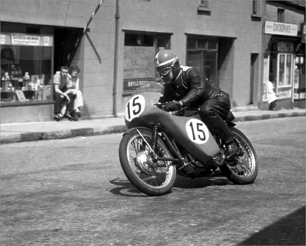 Len Harfield (LCH) 1958 Ultra Lightweight TT