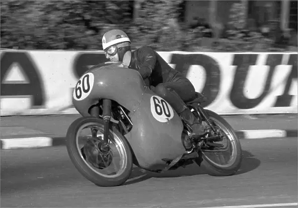 Derek Jones (BSA) 1966 Senior TT
