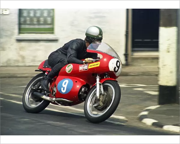 Alan Barnett (Aermacchi) 1970 Junior TT