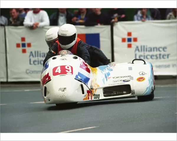 Claude Montagnier & Gerard Midrouet (Kawasaki Mistral) 2000 Sidecar TT