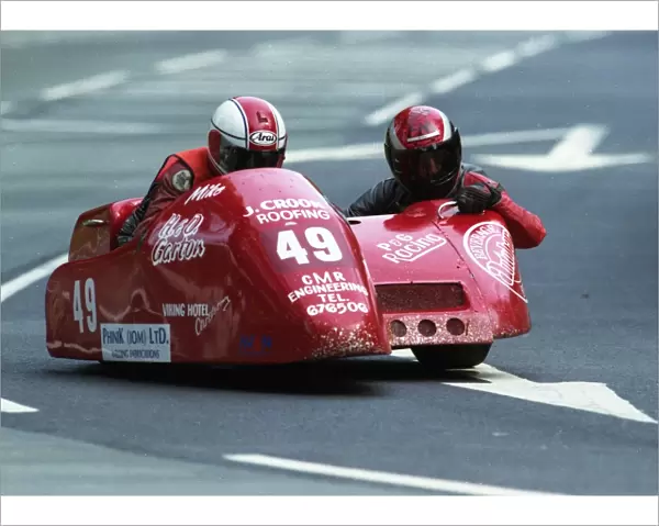 Mike Cain & Clive Price (Yamaha) 1993 Sidecar TT