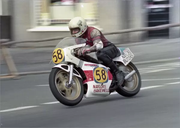 Martyn Nelson (Yamaha) 1984 Senior Manx Grand Prix