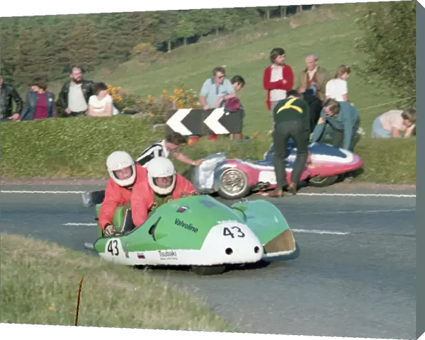 Asger Neilsen & Johnny Andersen (JME Yamaha) 1982 Sidecar TT