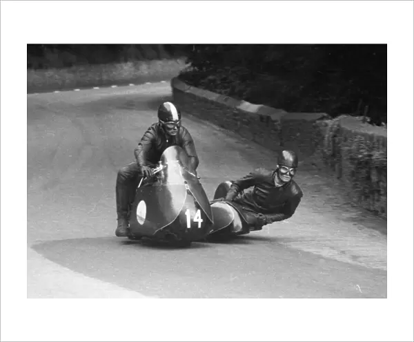 Brian Green & Danny Fynn (Norton) 1960 Sidecar TT