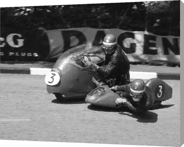 Fritz Scheidegger & Horst Burkhardt (BMW) 1960 Sidecar TT
