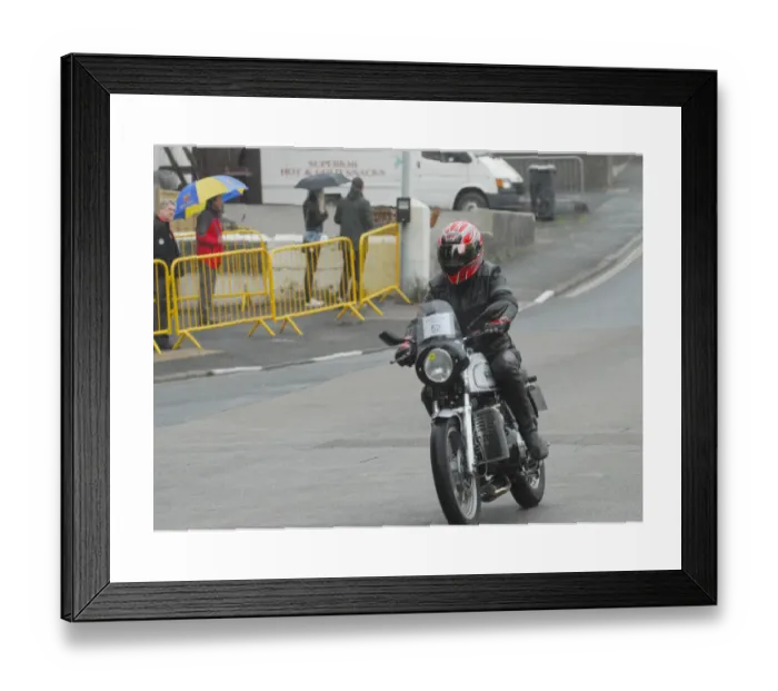 Framed Print : Norton VMCC Parade Lap Print