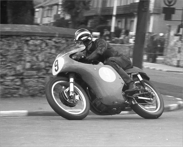 Roly Capper (AJS) 1963 Junior Manx Grand Prix