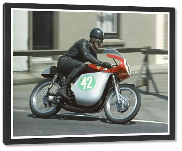 Brian Richards (Bultaco) 1967 Lightweight TT