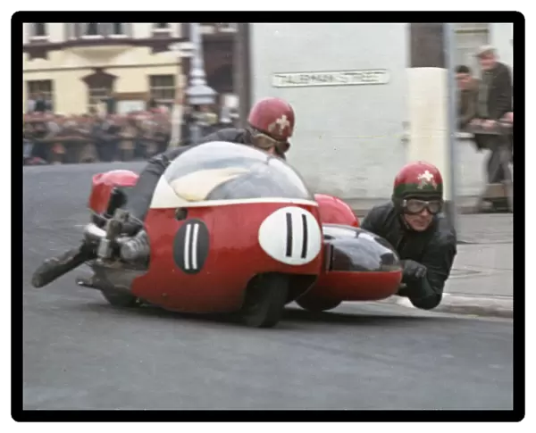 Fritz Scheidegger & John Robinson (BMW) 1966 Sidecar TT
