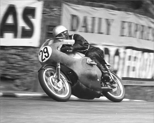 Mitsuo Itoh (Suzuki) 1961 Lightweight TT