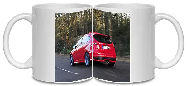 Ford Focus ST, 2015, Red