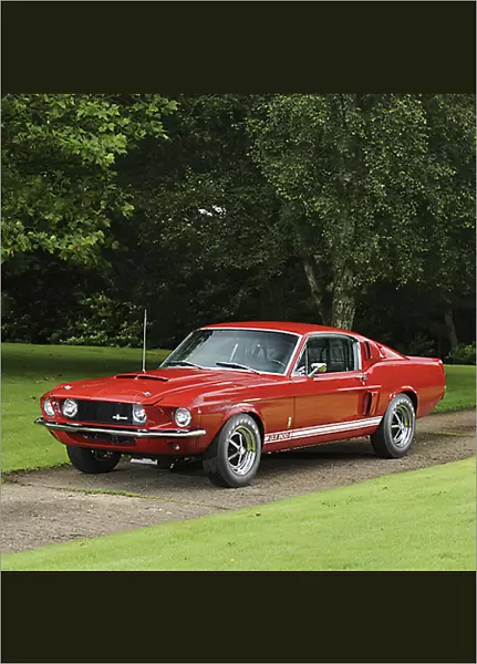 Shelby GT500 Mustang 1967 Red & white & white