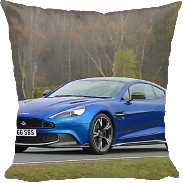 Aston Martin Vanquishs 2017 Blue & black