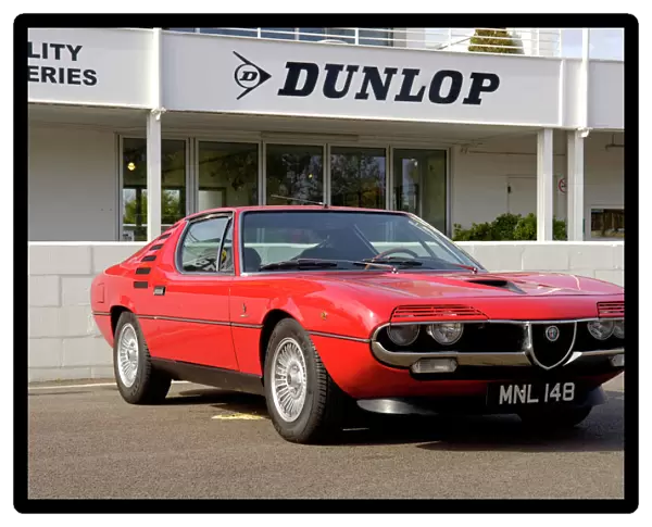 Alfa Romeo Montreal 1974 red