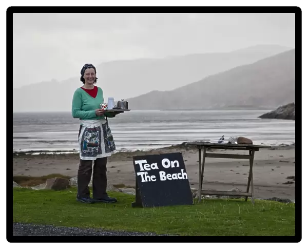 Georgina Kitching serving tea at Tea on the Beach, Inverlussa Bay, Isle of Jura, Inner Hebrides, Scotland