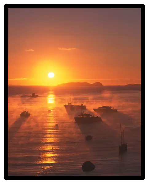 01. New Zealand, Misty Sunrise and Fishing Boats, Halfmoon Bay, Stewart Island  /  Rakiura 