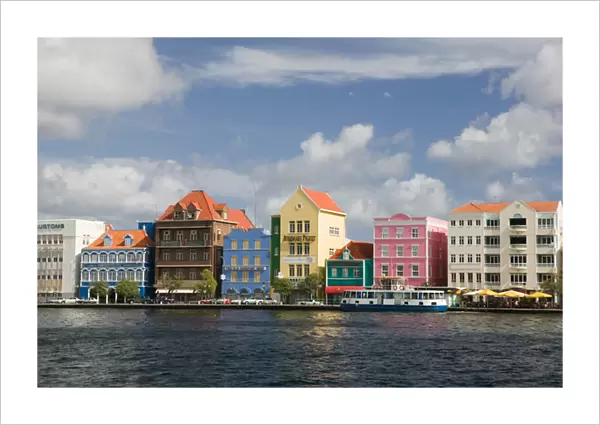 ABC Islands - CURACAO - Willemstad: Harborfront Buildings of Punda