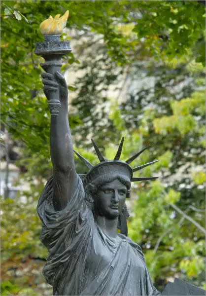 03. France, Paris, Statue of Liberty in Luxembourg Gardens