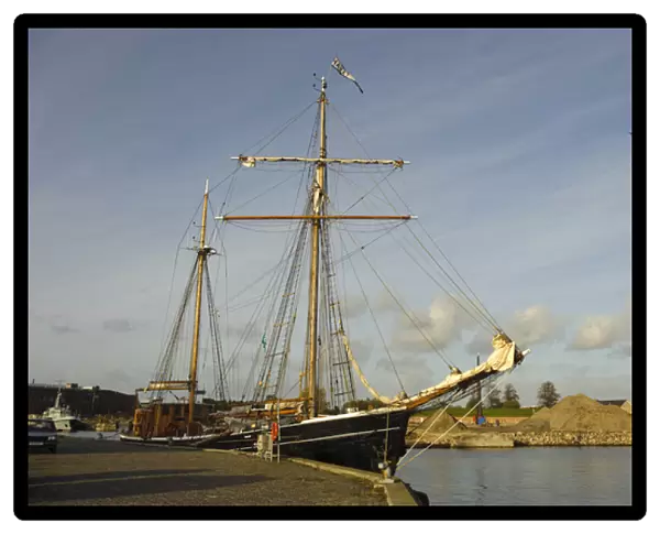 Denmark, Sjaelland, Helsingor. Old sailing ship in the harbor