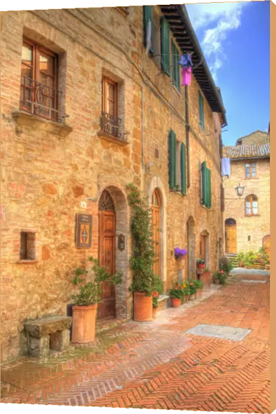 Europe, Italy, Tuscany, Pienza. Small side street in Pienza