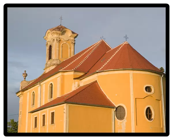 HUNGARY-WESTERN TRANSDANUBIA-Sopron (Kophaza): Kophaza Church  /  Late day light