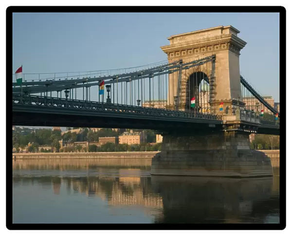 HUNGARY-Budapest: Szechenyi (Chain) Bridge & Danube River  /  Dawn