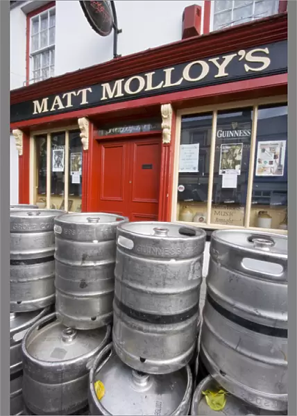 County Mayo, Ireland, Westport, pub, keg, beer, Guiness