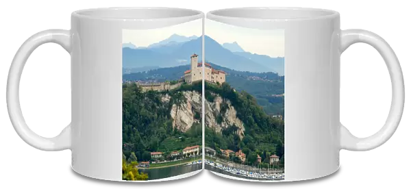 04. Italy, Arona, Lake Maggiore, Castello di Visconti