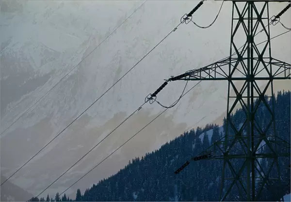 SWITZERLAND-Wallis  /  Valais-VERBIER: Ski Resort  /  Winter Power Lines
