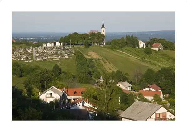 CROATIA, Samoborsko Gorje Region, PLESIVICA. Hilly countryside near SAMOBOR