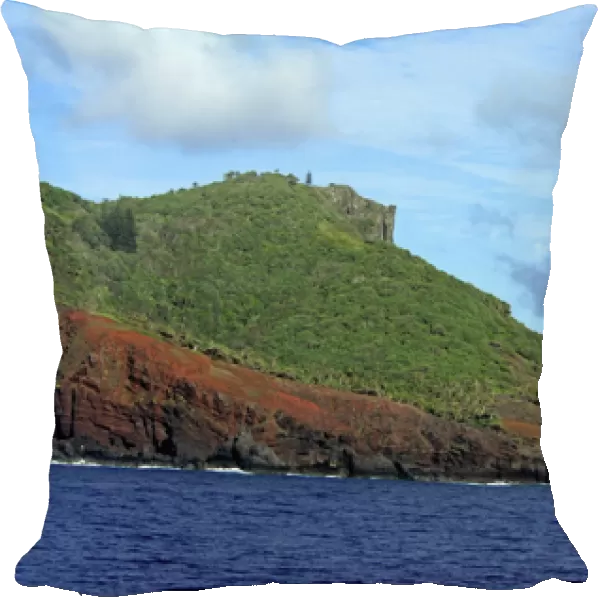 South Pacific, British Overseas Teritory, Pitcairn Island. Rocky coastline