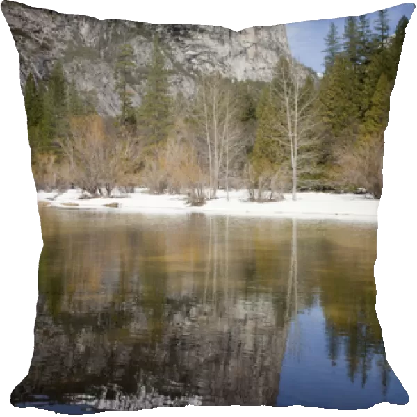 CA, Yosemite NP, Mt. Watkins reflected in Mirror Lake
