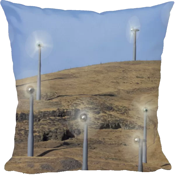 USA, California, Livermore. Windmills at Altamont Pass