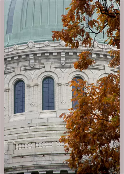 ANNAPOLIS, MARYLAND. USA. United States Naval Academy. Dome of chapel on Naval Academy