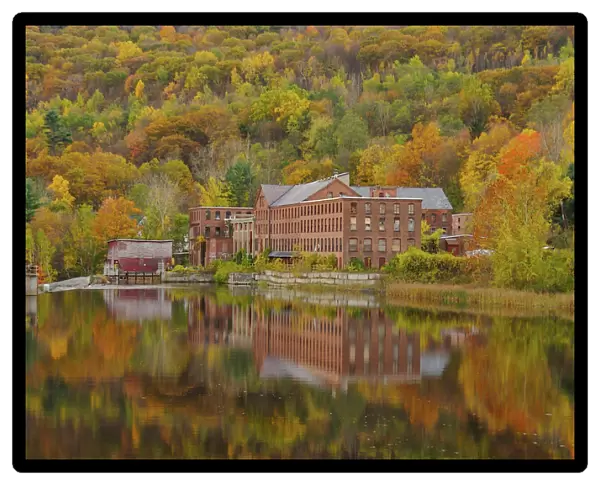 North America, USA, Massachusetts, Rusell, Woronoco. Autumn view of the former Strathmore