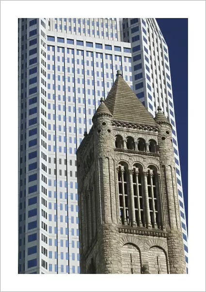 USA-Pennsylvania-Pittsburgh: County Courthouse Tower and One Mellon Bank Tower