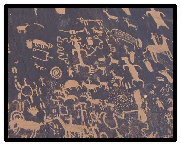 NA, Utah, Canyonlands. Newspaper Rock State Historical Monument. Ancient petroglyphs