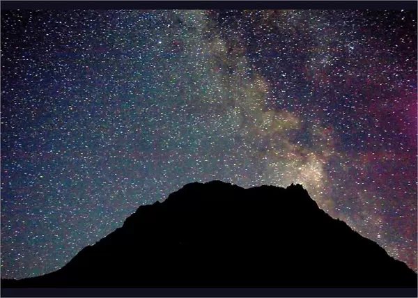 WA, Alpine Lakes Wilderness, La Bohn Peak and stars