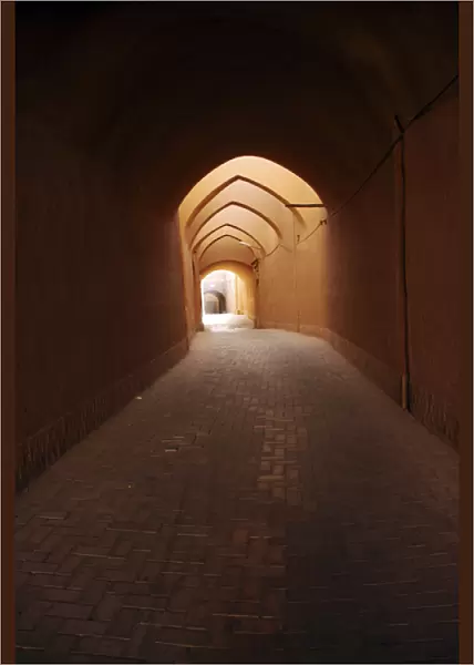 Iran, Yazd, covered alley in the old city
