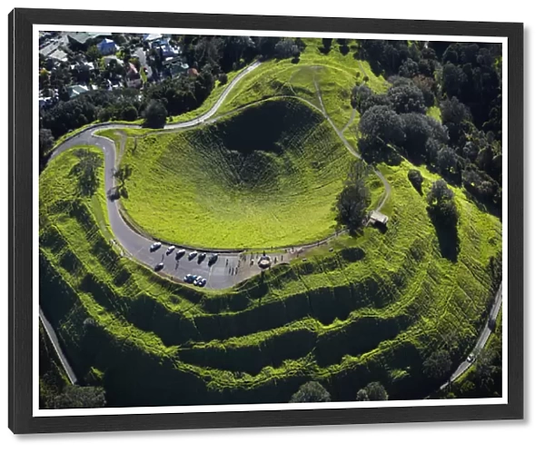 Volcanic crater, Mt Eden, ( historic Maori pa site ), Auckland, North Island, New